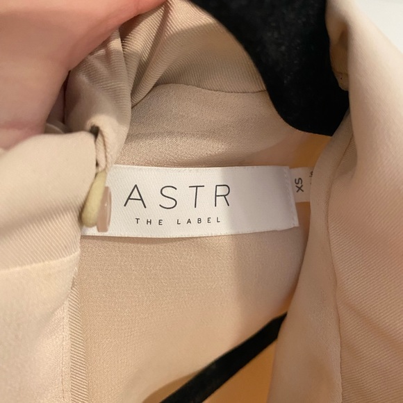 ASTR the Label Nude Bodysuit Blouse - Picture 4 of 6